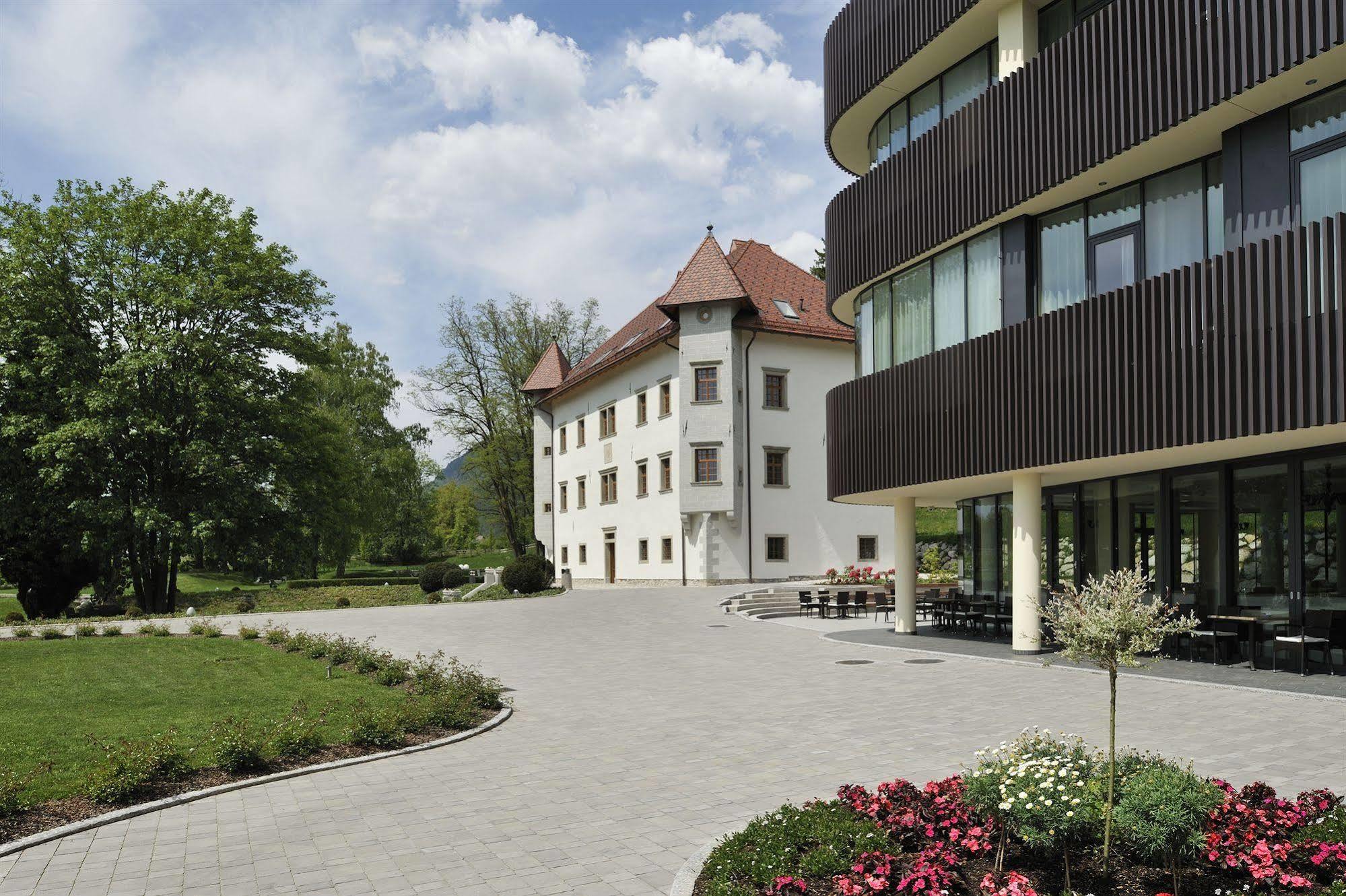 Lambergh Chateau & Hotel Dvorska Vas Exterior photo